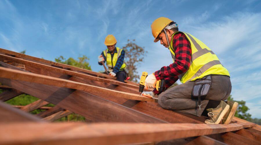 Expert flood damage restoration services in Versailles, IL